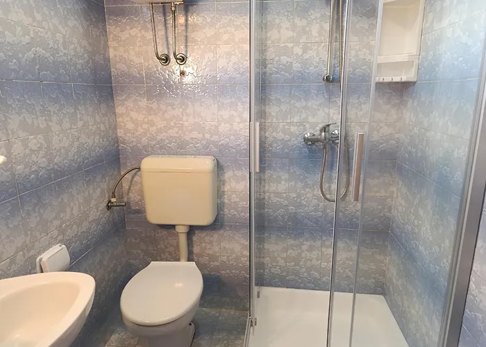 Seaside With A Swimming Pool - Zadar - 6153 *