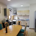 Apartamento Seaside With A Swimming Pool - Zadar - 6153