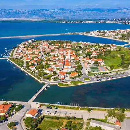 Seaside With A Swimming Pool Nin, Zadar - 6153 Apartment *