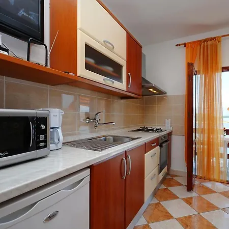 Seaside With A Swimming Pool Nin, Zadar - 6153 Apartment *